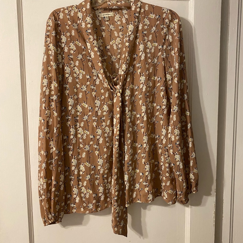 MAX STUDIO Floral Pink Blouse